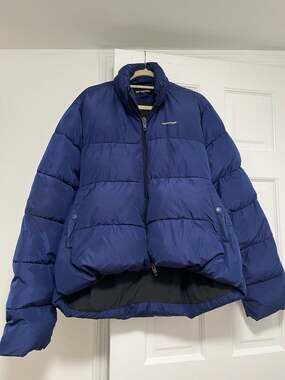 Size 46 BALENCIAGA
Puffer Quilted Logo Jacket In Blue